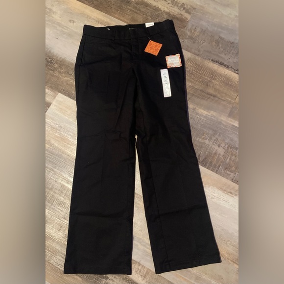 Dockers Black Truly Slimming Pants size 12M - Picture 1 of 7